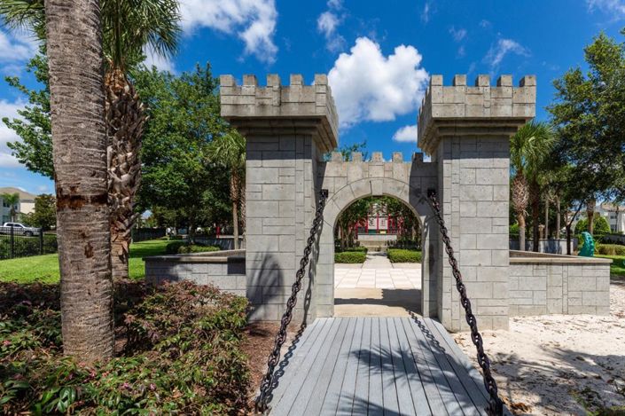 Image No.31-6 Bed Property for sale