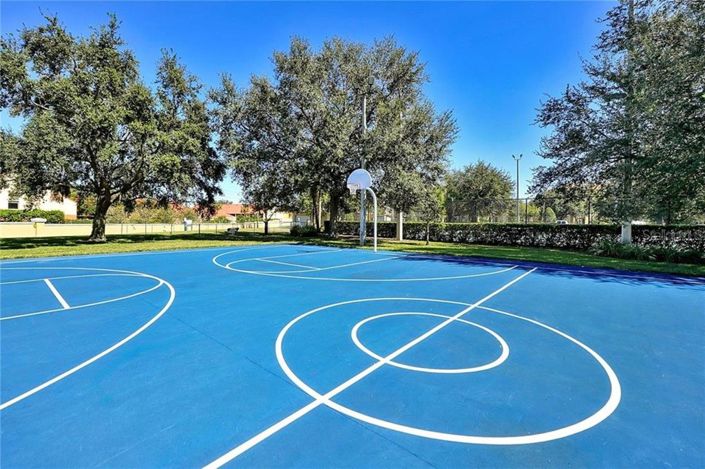 Image No.37-6 Bed Property for sale