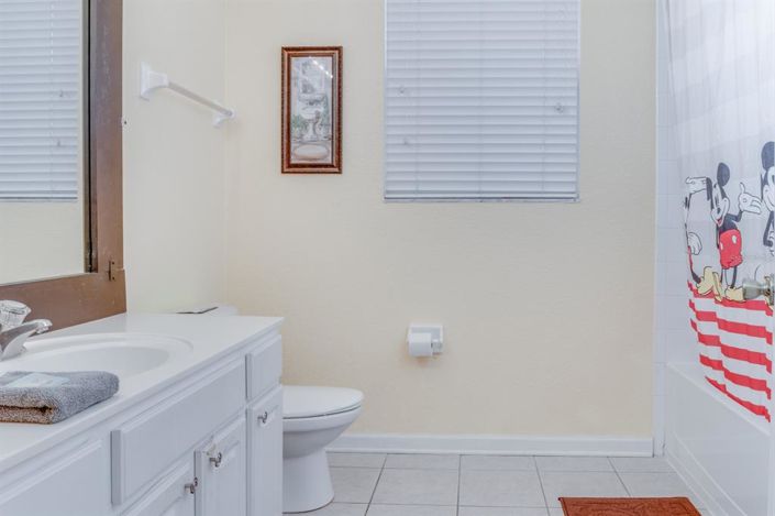 Image No.9-6 Bed Property for sale