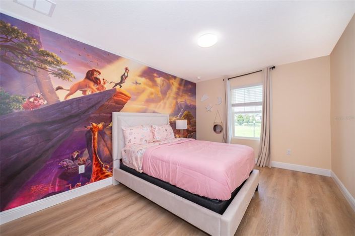 Image No.22-5 Bed Townhouse for sale