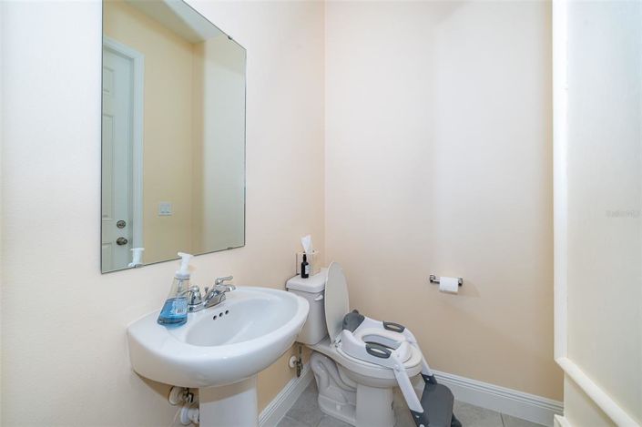 Image No.26-5 Bed Townhouse for sale