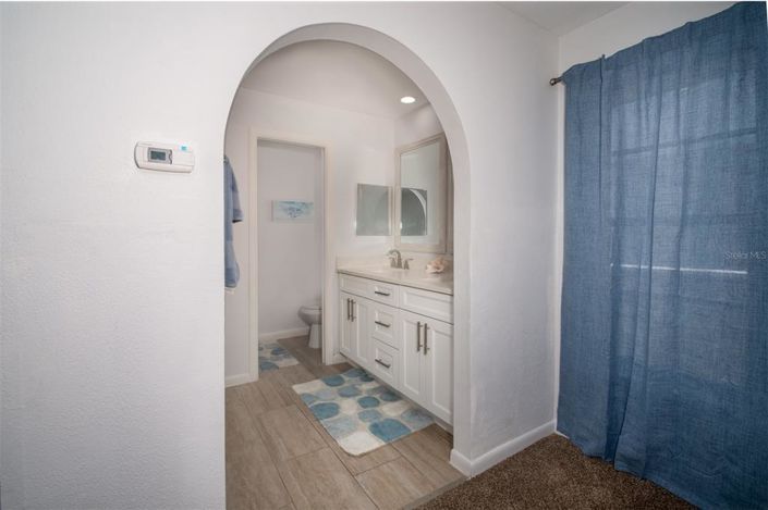 Image No.18-5 Bed Property for sale