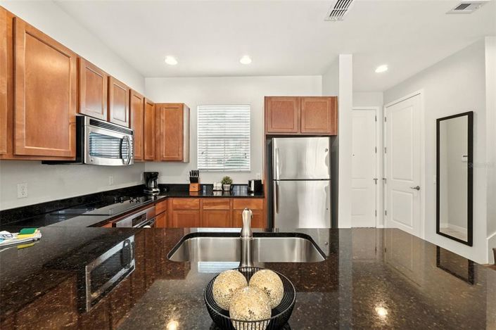 Image No.5-2 Bed Townhouse for sale