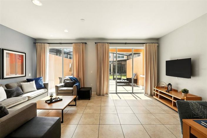 Image No.7-2 Bed Townhouse for sale