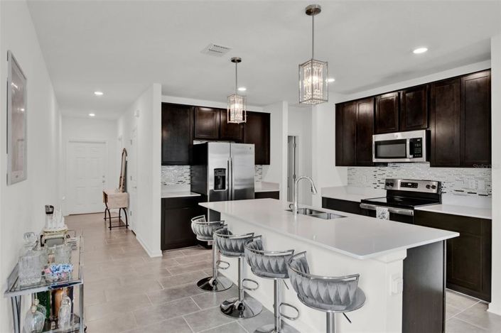 Image No.5-3 Bed Property for sale