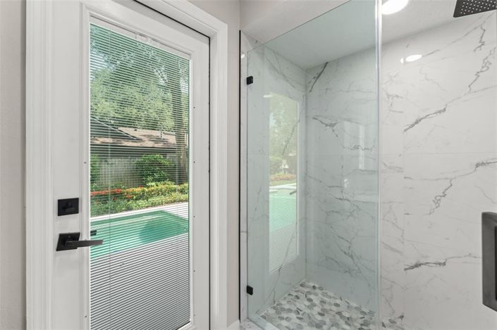 Image No.26-4 Bed Property for sale