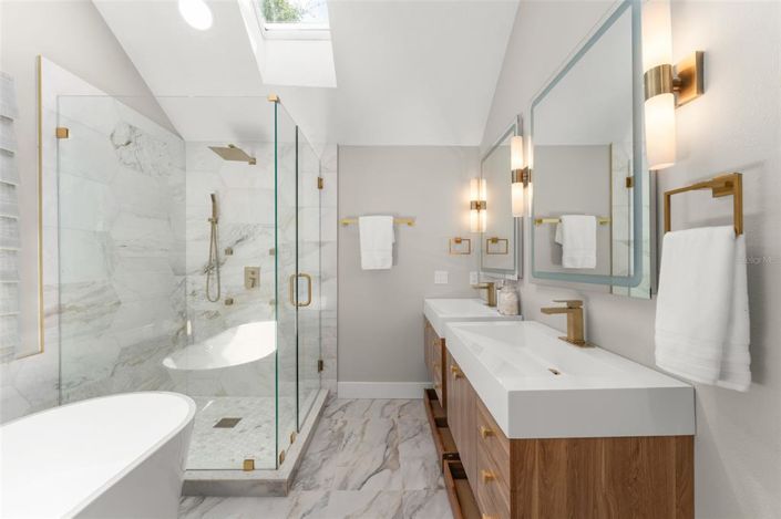 Image No.42-4 Bed Property for sale