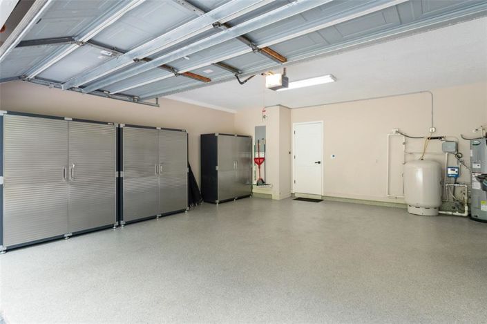 Image No.60-4 Bed Property for sale