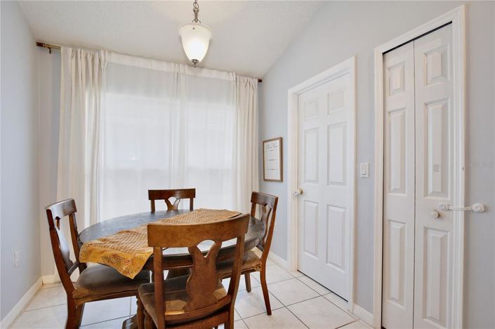 Image No.9-4 Bed Property for sale