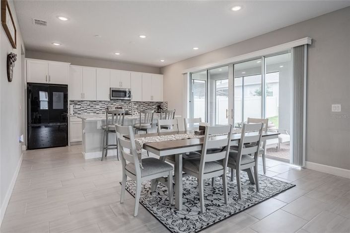 Image No.13-4 Bed Property for sale