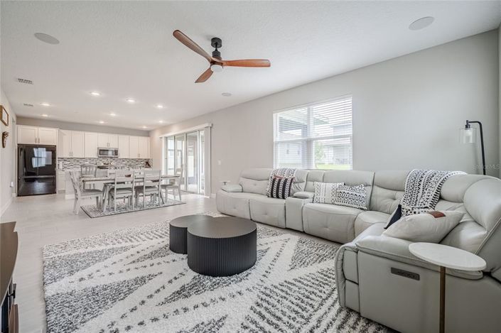 Image No.18-4 Bed Property for sale