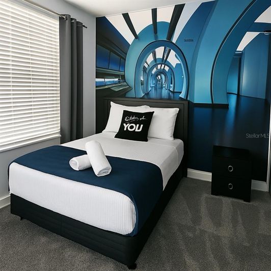 Image No.28-5 Bed Property for sale