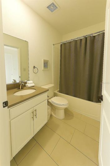 Image No.29-5 Bed Property for sale