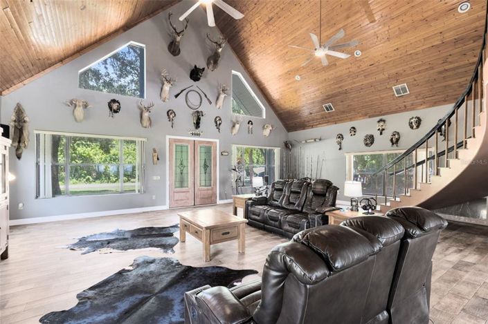 Image No.6-2 Bed Property for sale