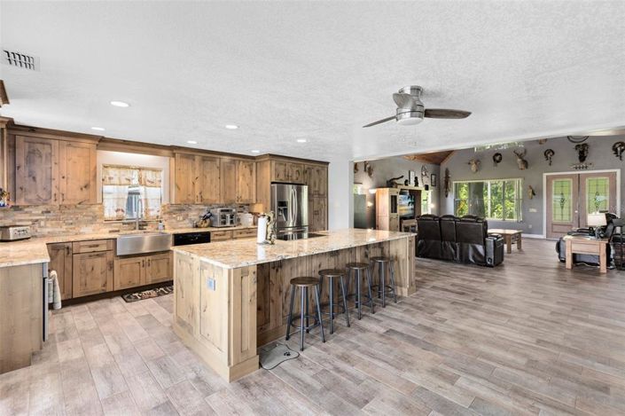 Image No.7-2 Bed Property for sale