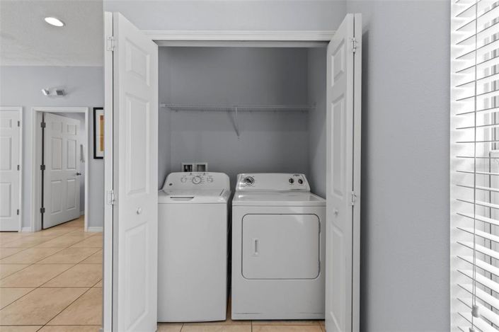 Image No.12-3 Bed Townhouse for sale