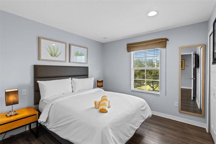 Image No.25-3 Bed Townhouse for sale