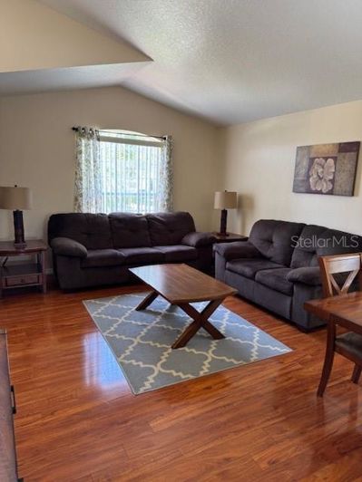 Image No.12-4 Bed Property for sale