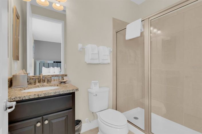 Image No.27-6 Bed Property for sale