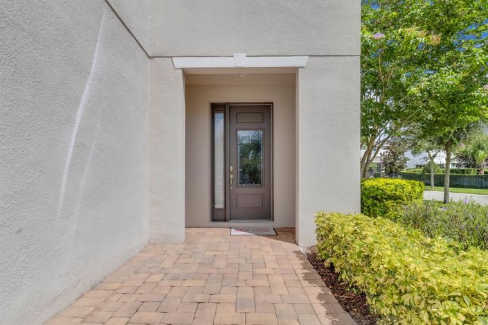 Image No.3-6 Bed Property for sale