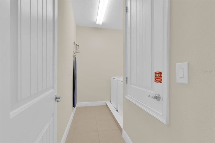 Image No.35-6 Bed Property for sale