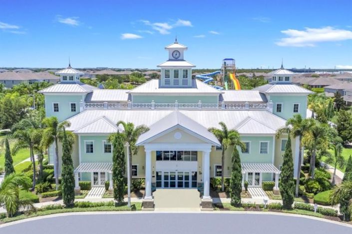 Image No.51-6 Bed Property for sale