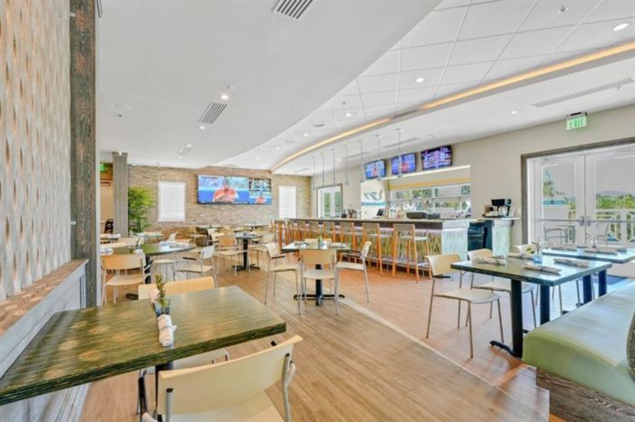 Image No.56-6 Bed Property for sale