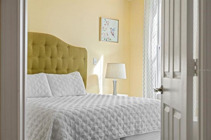 Image No.24-3 Bed Property for sale