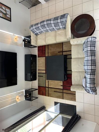 Image No.11-5 Bed Property for sale