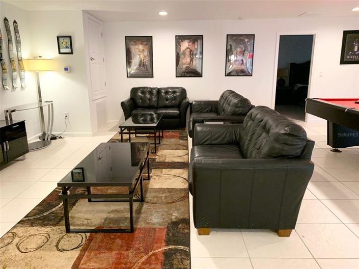 Image No.18-5 Bed Property for sale