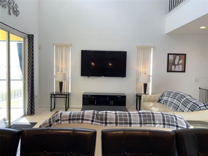 Image No.6-5 Bed Property for sale