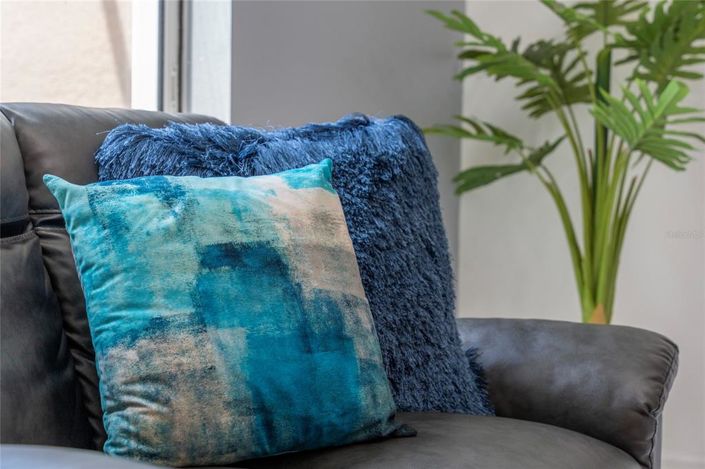 Image No.24-4 Bed Townhouse for sale