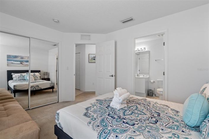 Image No.5-4 Bed Townhouse for sale