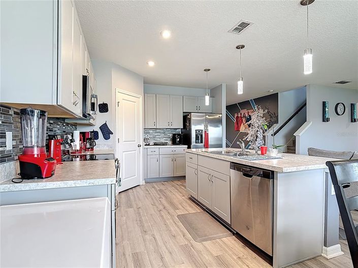 Image No.18-5 Bed Property for sale