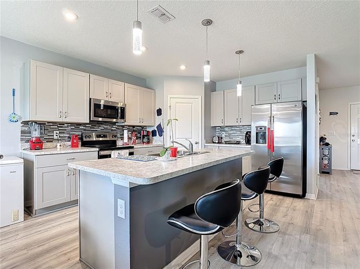 Image No.19-5 Bed Property for sale