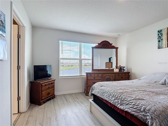 Image No.35-5 Bed Property for sale