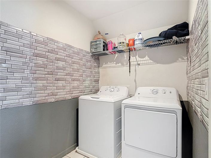 Image No.43-5 Bed Property for sale