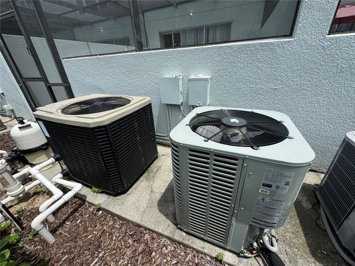 Image No.15-3 Bed Townhouse for sale