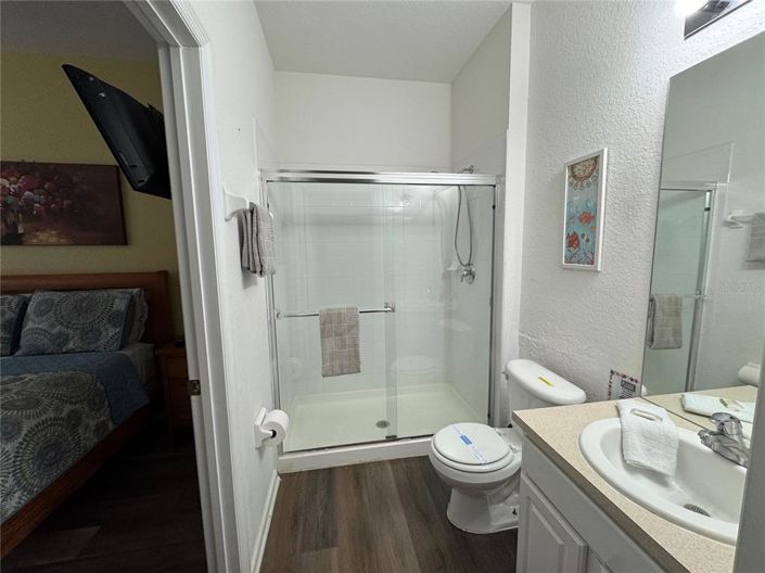 Image No.6-3 Bed Townhouse for sale