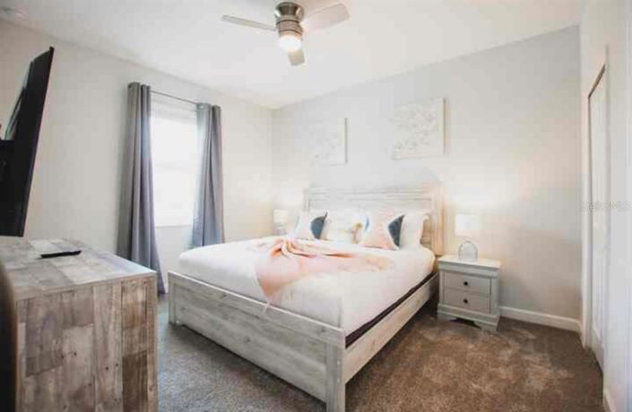 Image No.26-9 Bed Property for sale