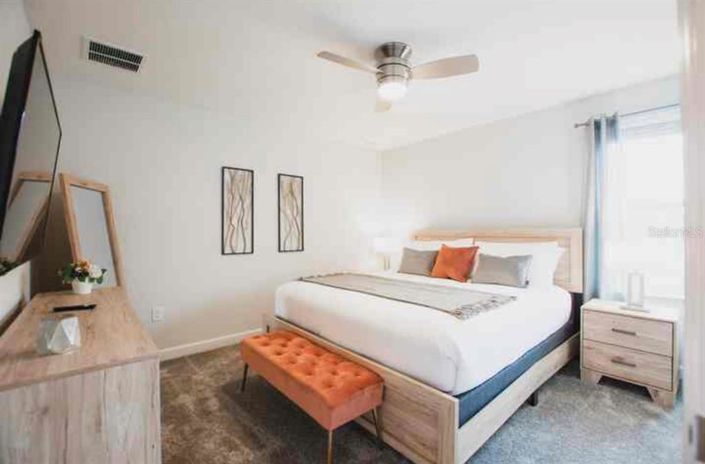 Image No.30-9 Bed Property for sale