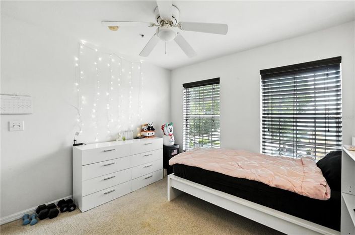 Image No.27-3 Bed Property for sale