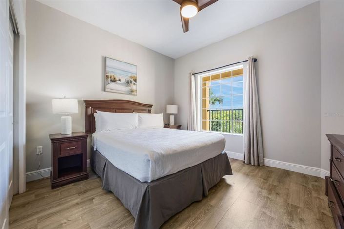 Image No.15-3 Bed Property for sale