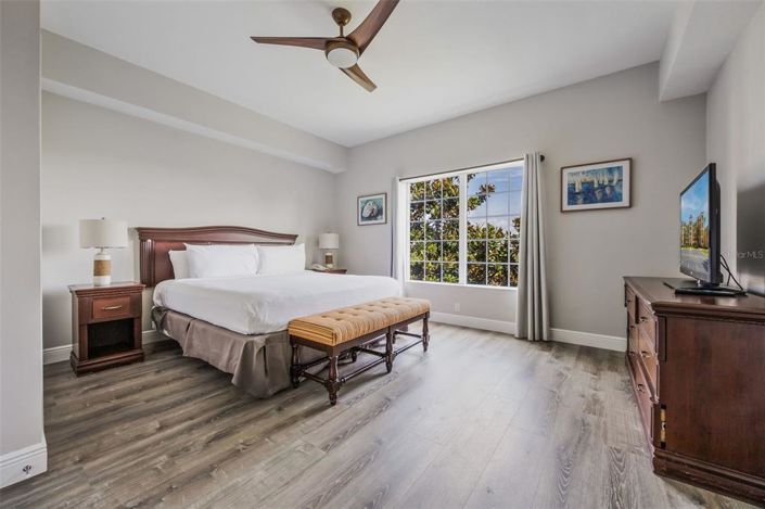 Image No.19-3 Bed Property for sale