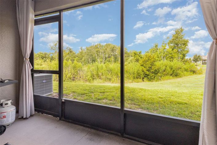 Image No.20-3 Bed Townhouse for sale