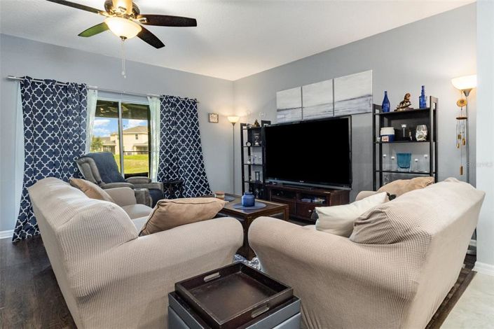 Image No.4-3 Bed Townhouse for sale