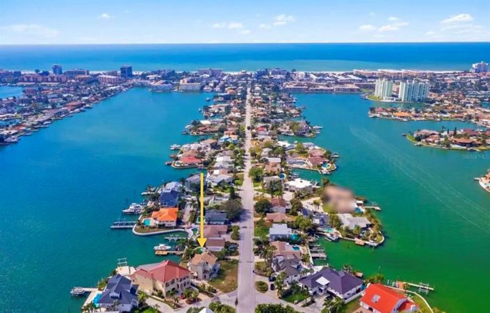 Image No.4-4 Bed Property for sale