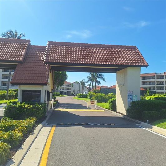 Image No.13-2 Bed Property for sale