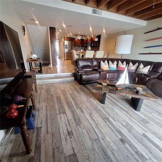 Image No.25-2 Bed Property for sale