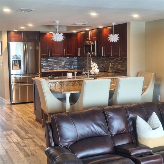 Image No.27-2 Bed Property for sale